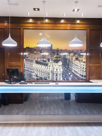 Recepción Hotel Serrano Madrid